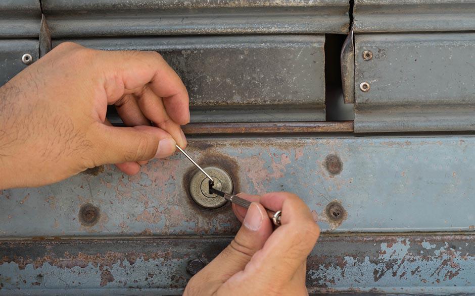 changer barillet porte Bouc-Bel-Air