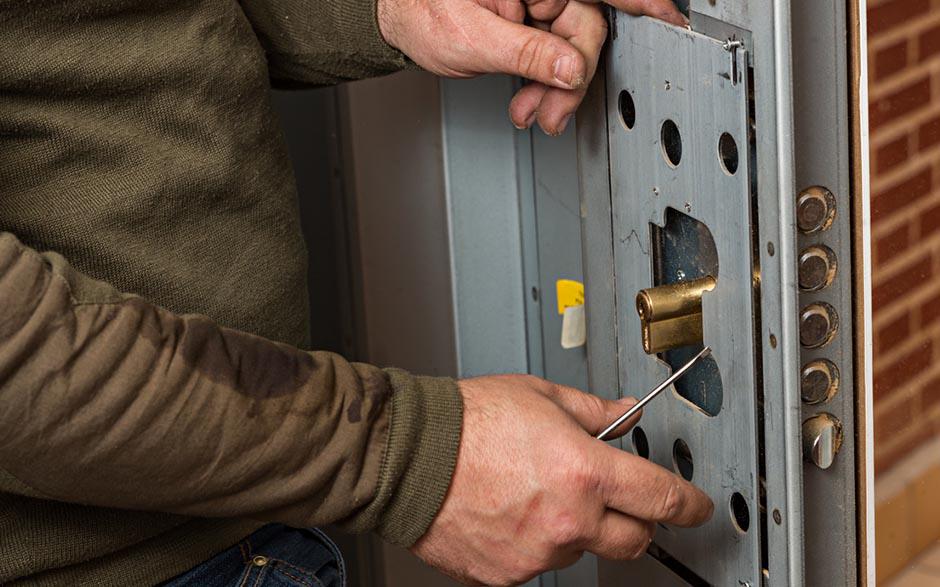 changer barillet porte Bouc-Bel-Air